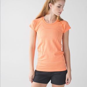 Lululemon tech T-shirt